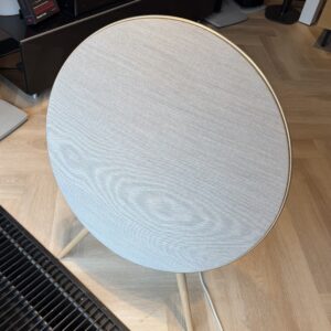 BeoSound A9 5 e Gen. Gold Tone